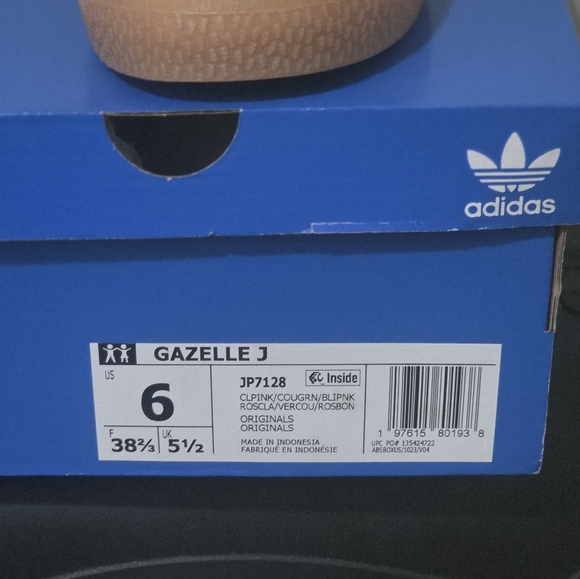 Adidas Gazelle Pink and Green Sneakers - Picture 5 of 6